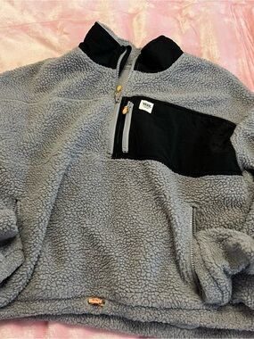 Vans Gray Sherpa Half-Zip with Black Chest Pocket